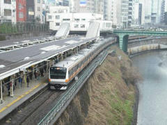 お茶の水駅の風景