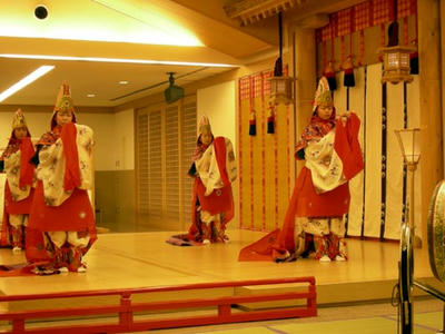 左方平舞－賀殿