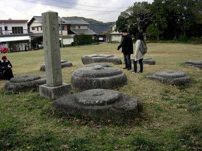 国分寺の塔跡です。