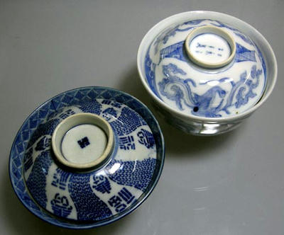 蓋物の御茶碗です。