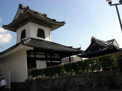 高田御坊『専立寺』の太鼓楼