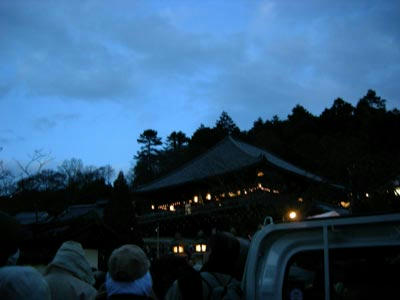 夕刻の観音堂