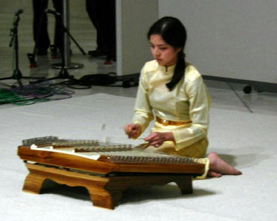 美人の演奏者なのにピントが甘くてスミマセン(*_*;