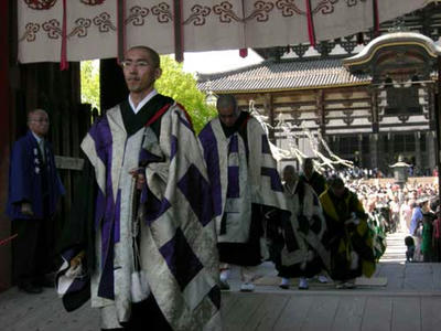 昨年の『聖武天皇祭』　（東大寺）