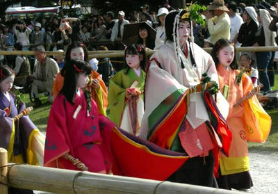 葵祭のヒロインですね。