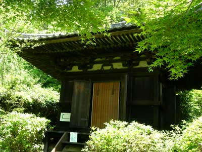 不退寺の多宝塔