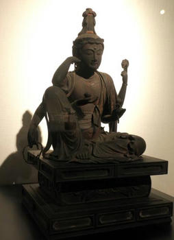 奈良国立博物館の如意輪観音