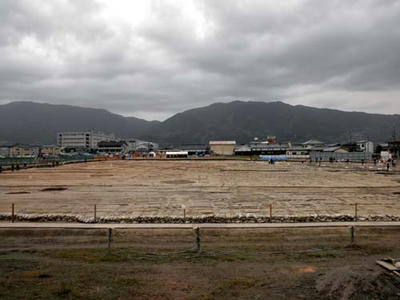 葛城山を臨む