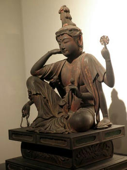 奈良博の如意輪観音