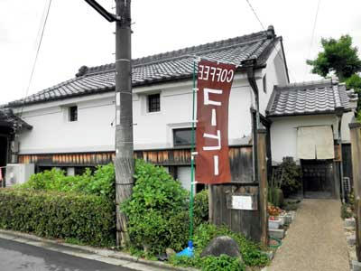 平城宮跡のすぐ北側にありますが……