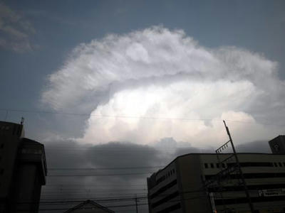 ８月１０日、西の空の雲