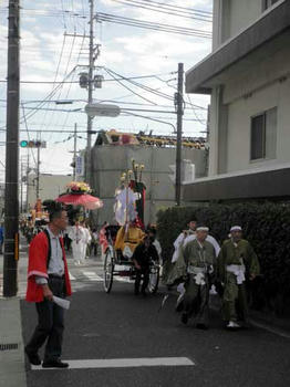 戻って来たお渡りの列