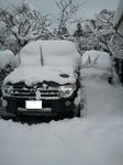 雪に埋もれたマイカー