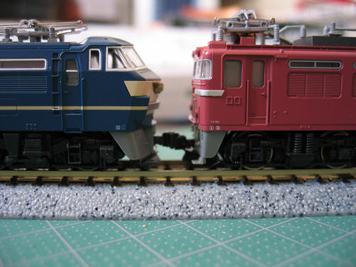 EF66前期形とEF81の連結面
