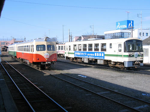 石岡駅構内