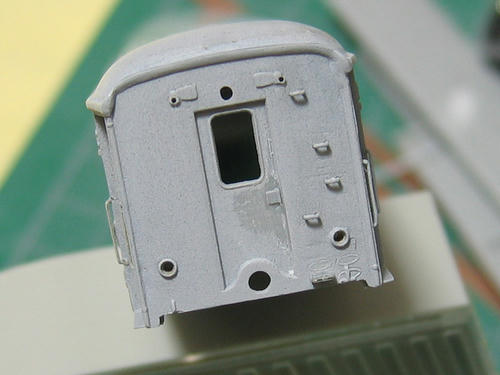 貫通扉の取っ手取り付け部