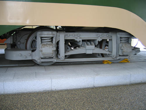 モハ１００型（１２３号車）・台車
