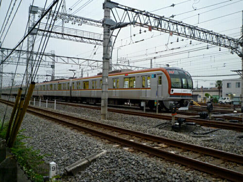東京地下鉄10000系