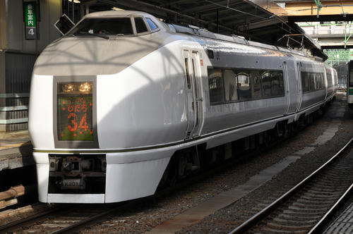 ０９年大晦日の仙台駅で（スーパーひたち）