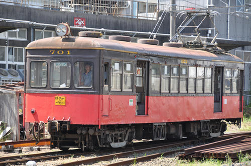 デハ700形(701)