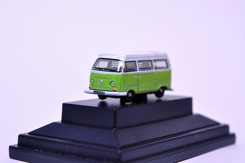 ＯＸＦＯＲＤ：ＶＷ Ｂａｙ Ｗｉｎｄｏｗ Ｃａｍｐｅｒ（Ｌｉｍｅ Ｇｒｅｅｎ／Ｗｈｉｔｅ）