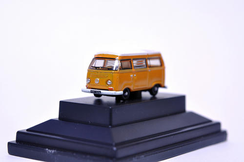 ＯＸＦＯＲＤ：ＶＷ Ｃａｍｐｅｒ（Ｍａｒｉｎｏ Ｙｅｌｌｏｗ／Ｗｈｉｔｅ）