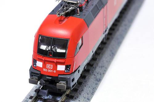 Ｆｒｅｉｓｃｈｍａｎｎ：ＢＲ１８２， ＤＢＡＧ・その２