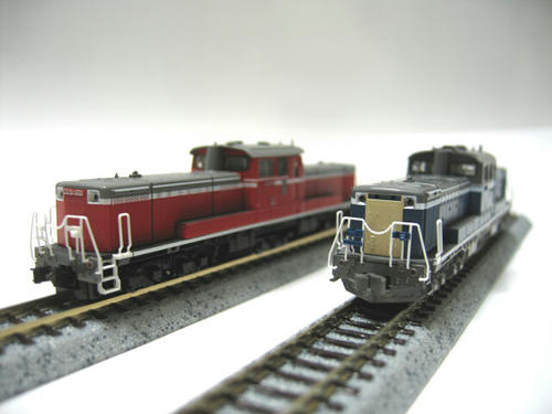 JR西日本(九州)とJR北海道のDD51のカップリングでもあります。