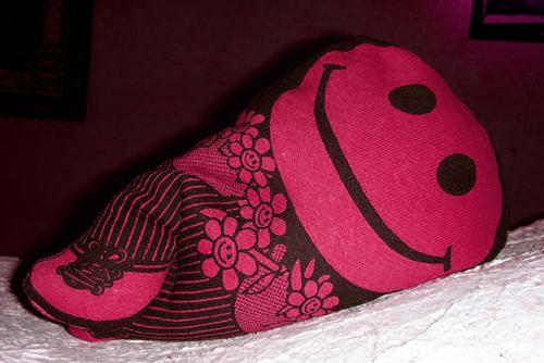 SMILE PILLOW