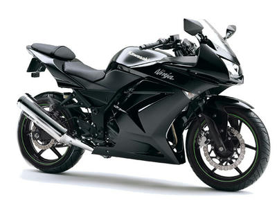 09EX250K9F_BLK_castam2.jpg