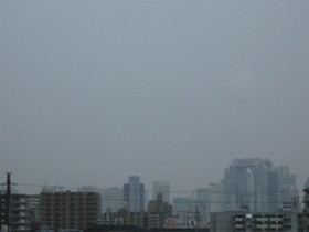 梅雨空