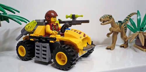 LEGO DINO:5882 Ambush-Attack』の製品＆ミニフィグ詳細｜駅前帝国メガトロニア