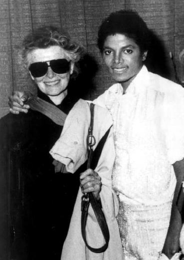 キャサリン・ヘップバーンとマイケル・ジャクソン。