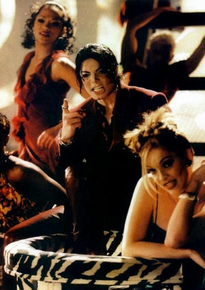 『Blood On The Dance Floor』、マイケル・ジャクソン