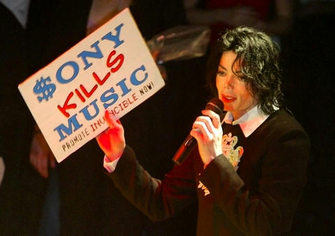 2002年、キラー・スリラー・パーティー、マイケル・ジャクソン