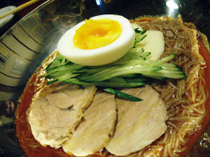 비빔냉면 ビビンネンミョン 