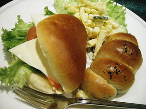 サンドと胡麻チーズ