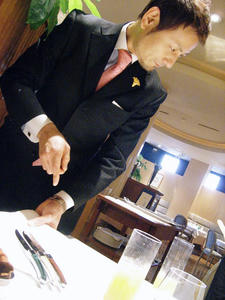熱く語る福田支配人