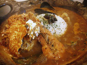 焼き飯と魚介たっぷりブイヤベース