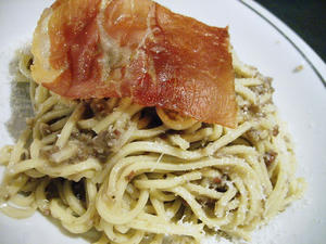 生ハムときのこのパスタ。