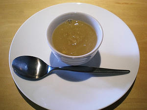 根セロリのスープ。栗入り。