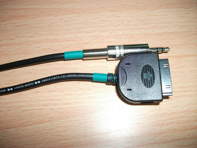 Chargeable LineOut Dock Cable.jpg