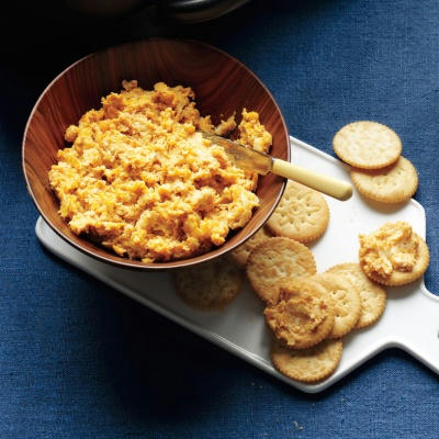 Spicy Three-Cheese Dip