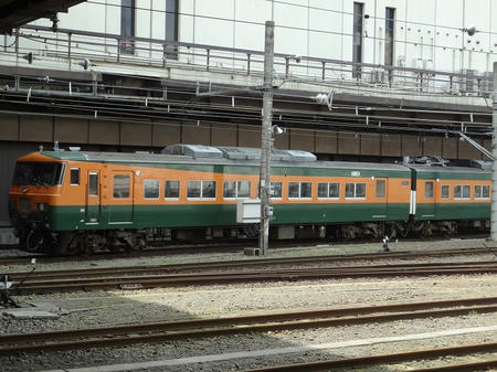 185系om03編成が踊り子塗装に Fyukiの普通のブログ