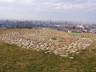 081115_1213_2_弘法山古墳（松本市）