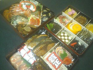 071231_1831_我が家のおせち