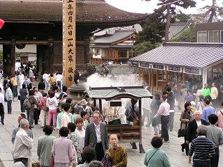 030601_1321_善光寺御開帳・御還座式