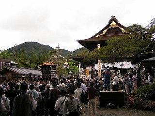 030601_1304_善光寺御開帳・御還座式