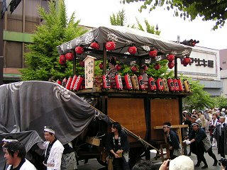 030525_0934_善光寺御開帳・権堂の屋台