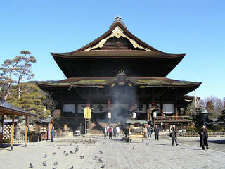 030302_1010_善光寺（本堂）